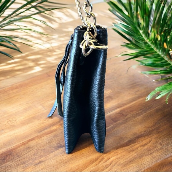 JUICY COUTURE Black Crossbody Bag w/ Gold-Tone Details - Picture 5 of 15